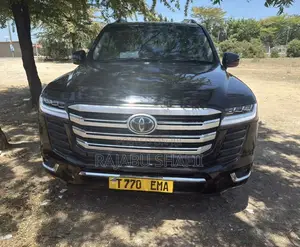 Toyota Land Cruiser 2019 Black