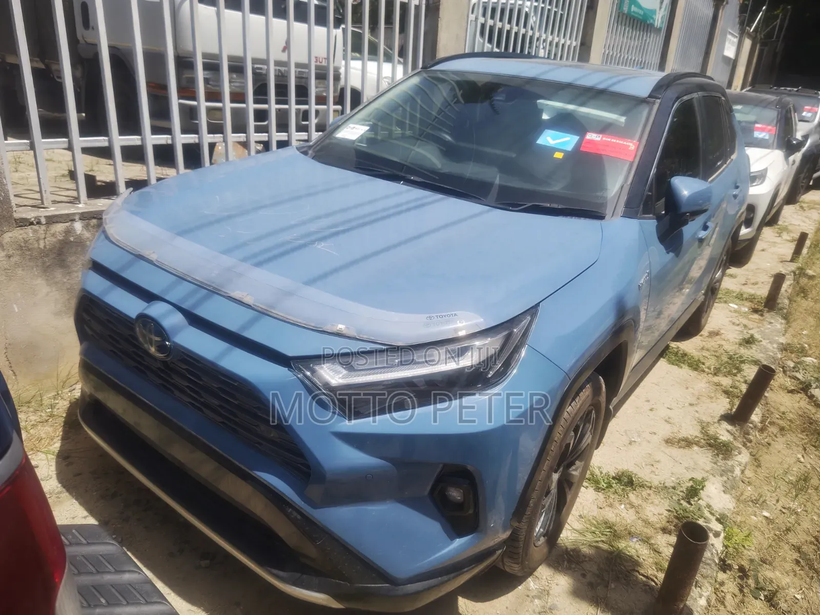 Toyota RAV4 2020 Blue