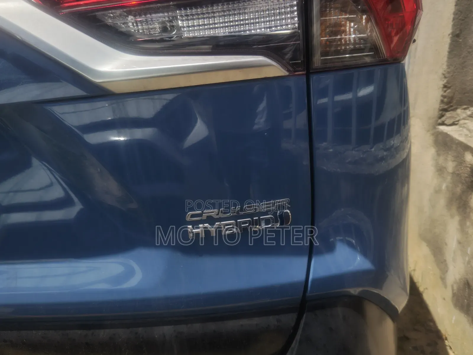 Toyota RAV4 2020 Blue