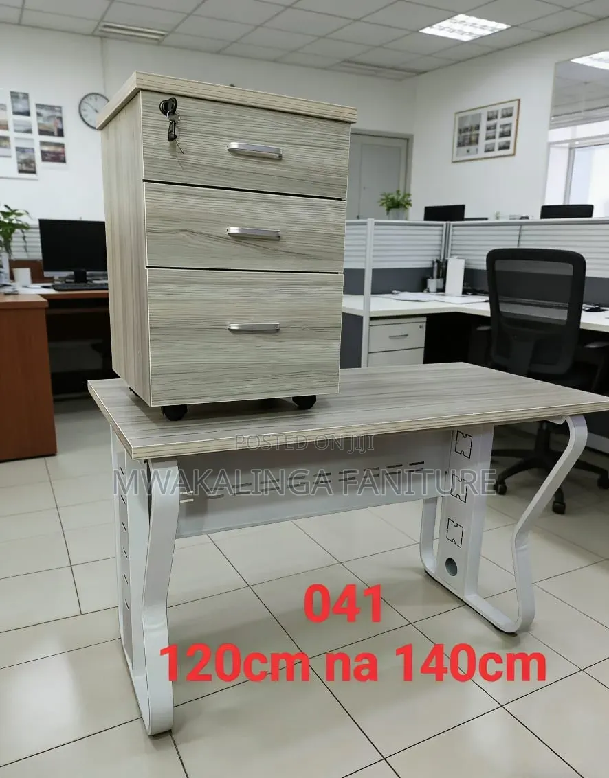 Alminium Office Table