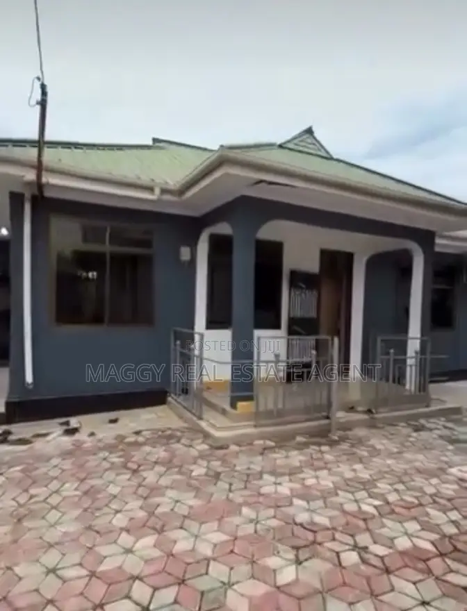 3bdrm Apartment in Mbezi Beach for rent