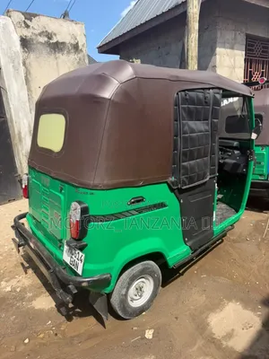 TVS King Deluxe Plus iTouch Start 2026 Green