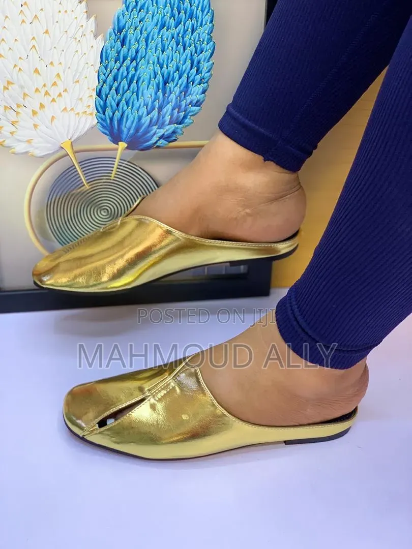 Allymau Footwear