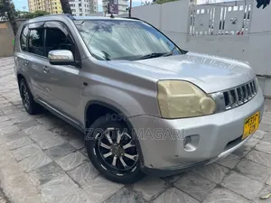 Nissan X-Trail 2009 Silver