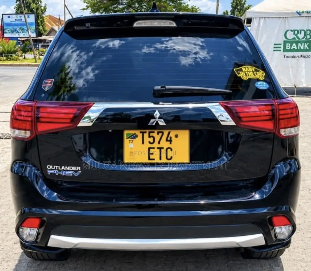 Mitsubishi Outlander 2.0 PHEV AWD 2016 Black