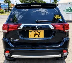 Mitsubishi Outlander 2.0 PHEV AWD 2016 Black
