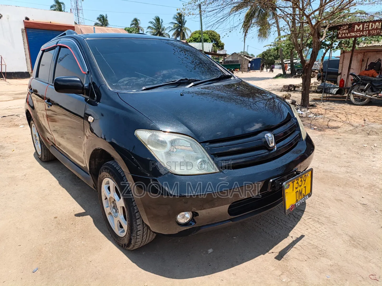 Toyota IST 2005 Black