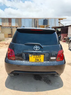 Toyota IST 2005 Black