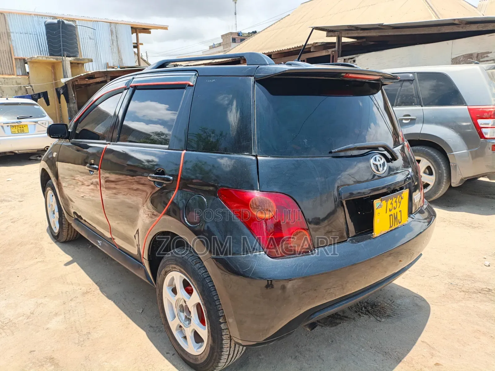 Toyota IST 2005 Black