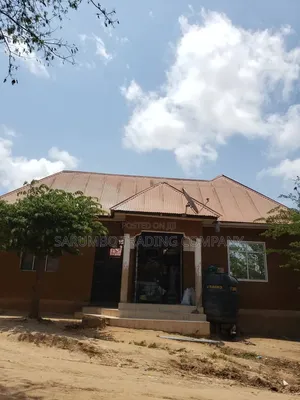 7bdrm Apartment in Madale Mbopo, Mbezi Beach for sale