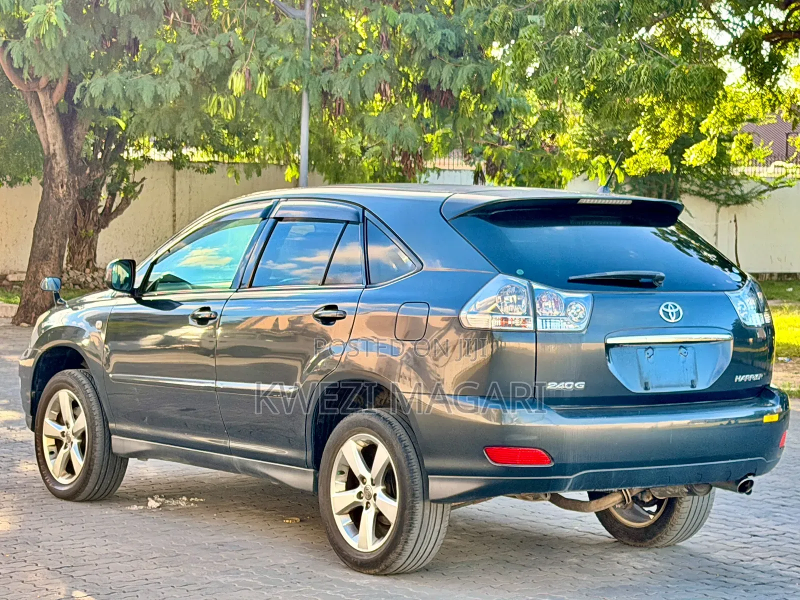 Toyota Harrier 2004 Black