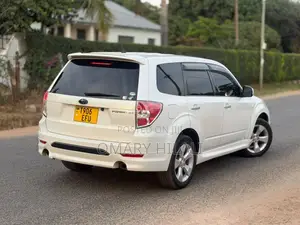 Subaru Forester 2009 White