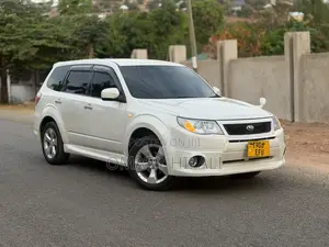 Subaru Forester 2009 White