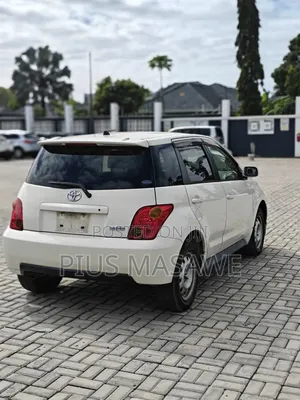 Toyota IST 2006 Pearl