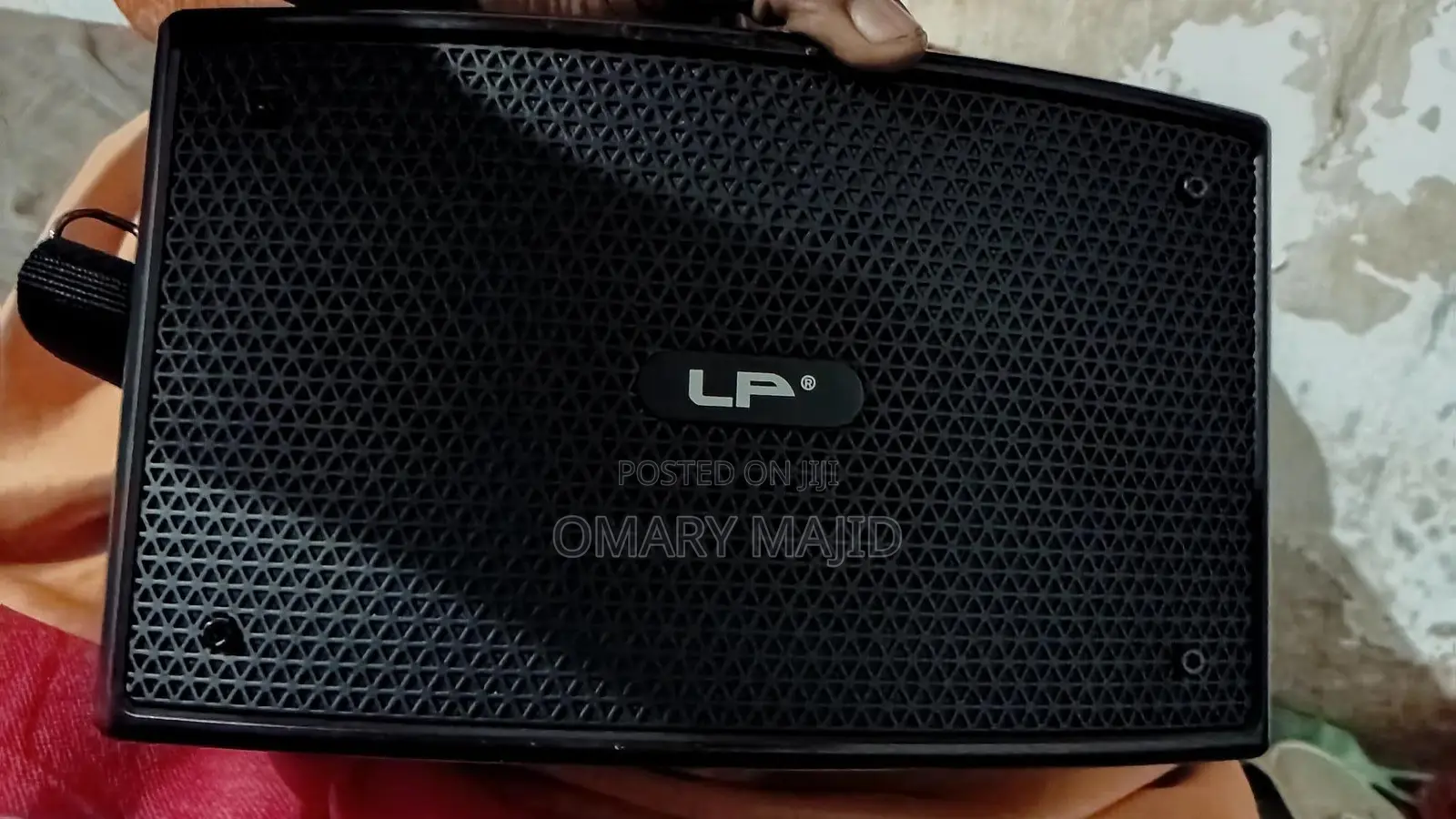 LP Bluetooth Speaker