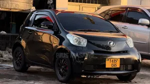 Toyota iQ 1.3 2010 Black