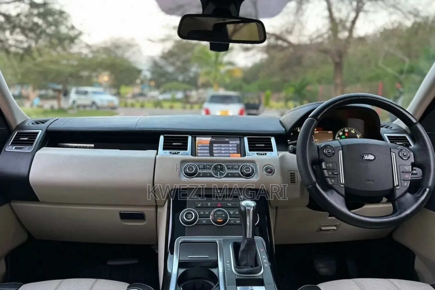 Land Rover Range Rover Sport 2010 Gray