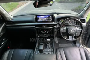 Lexus LX 2022 Gray