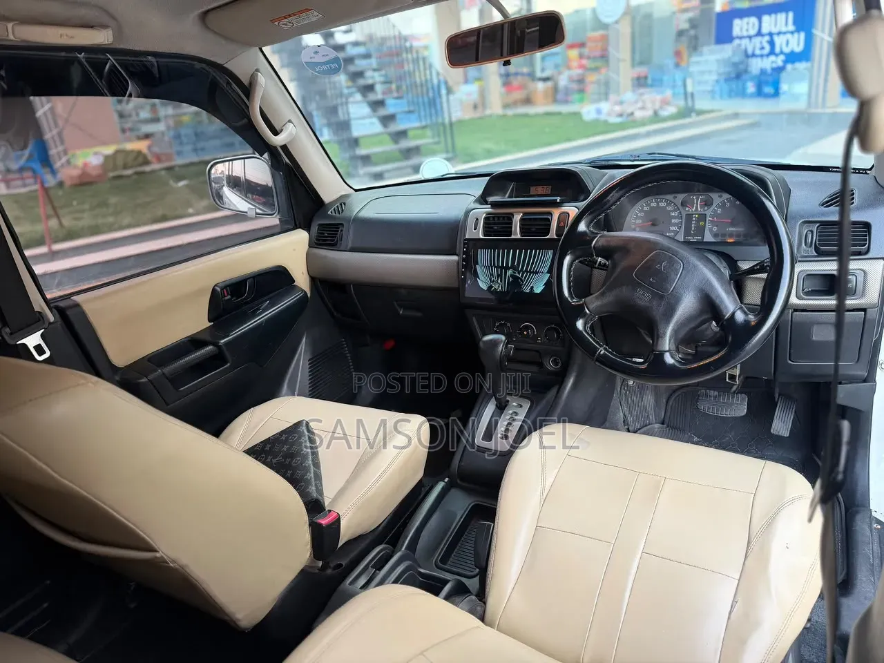 Mitsubishi Pajero 2005 White