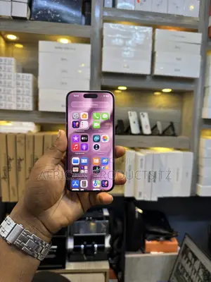 Apple iPhone 16 128 GB Pink