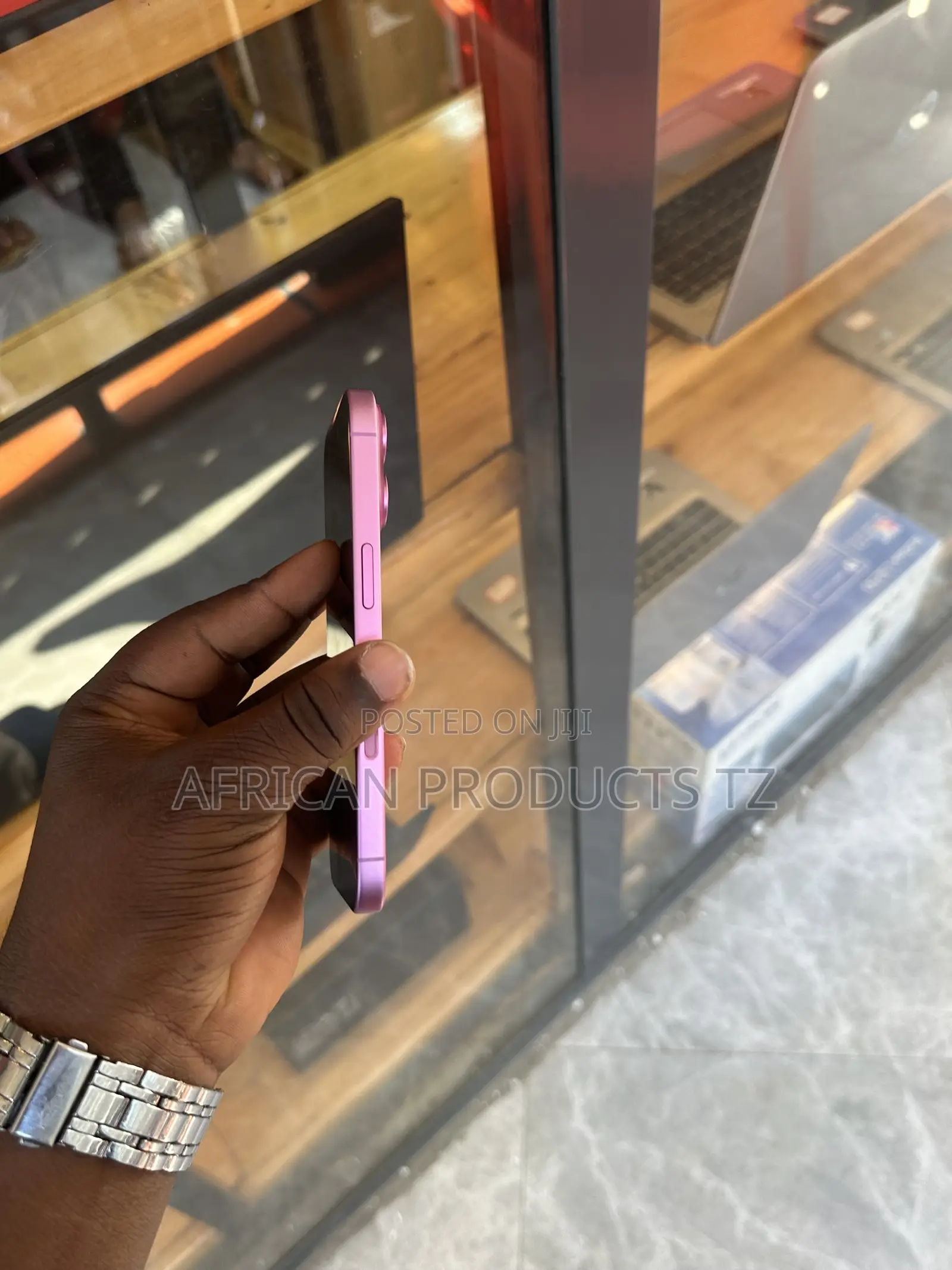 Apple iPhone 16 128 GB Pink
