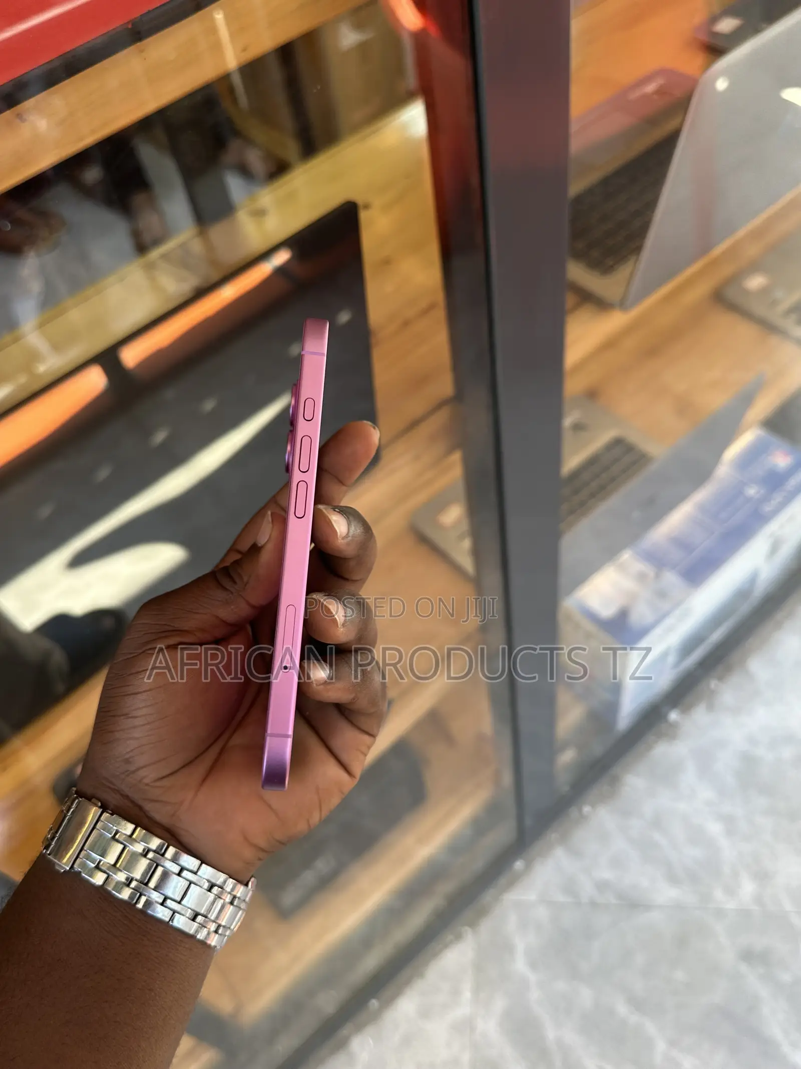 Apple iPhone 16 128 GB Pink