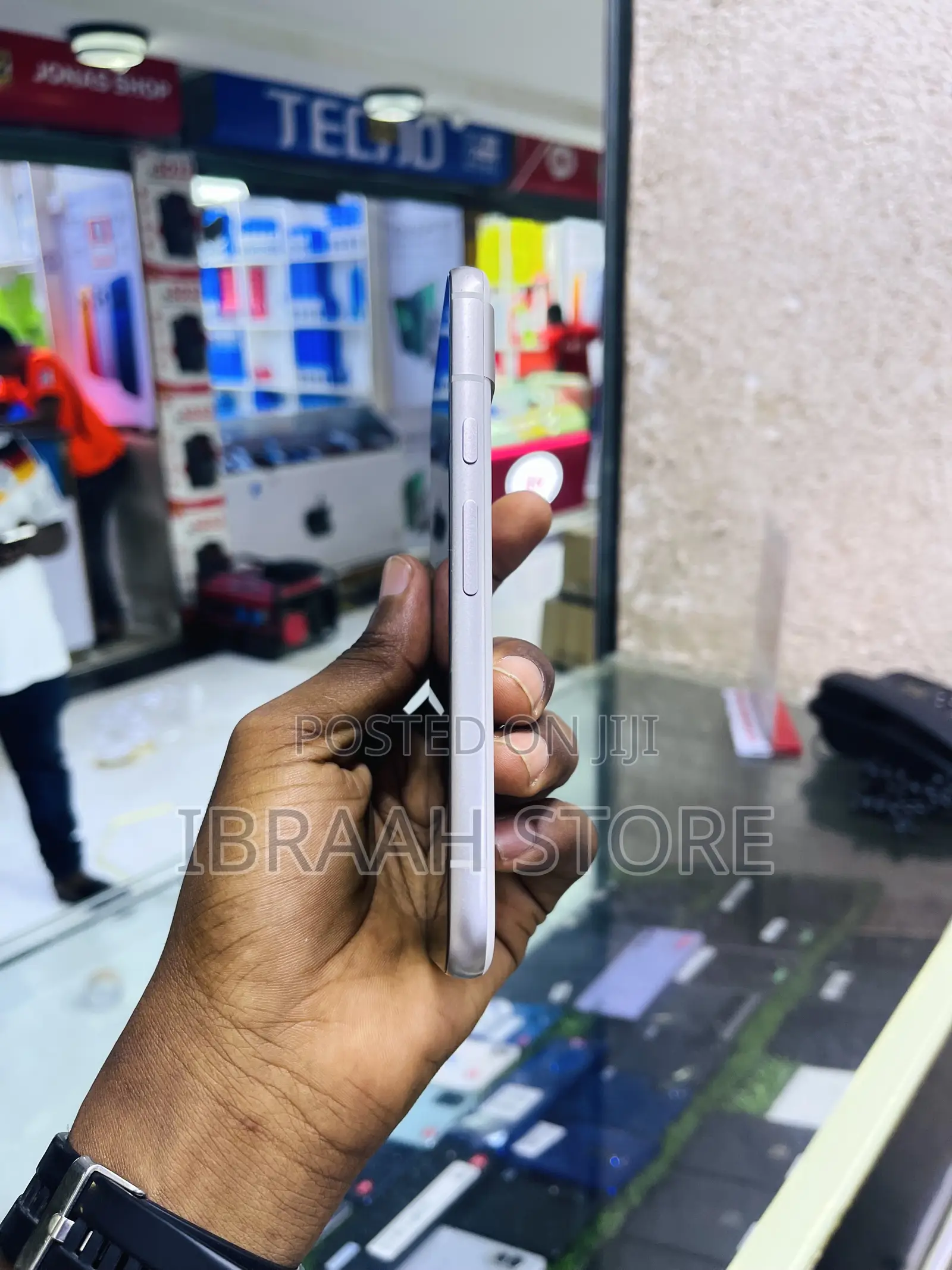 New Google Pixel 8a 128 GB White