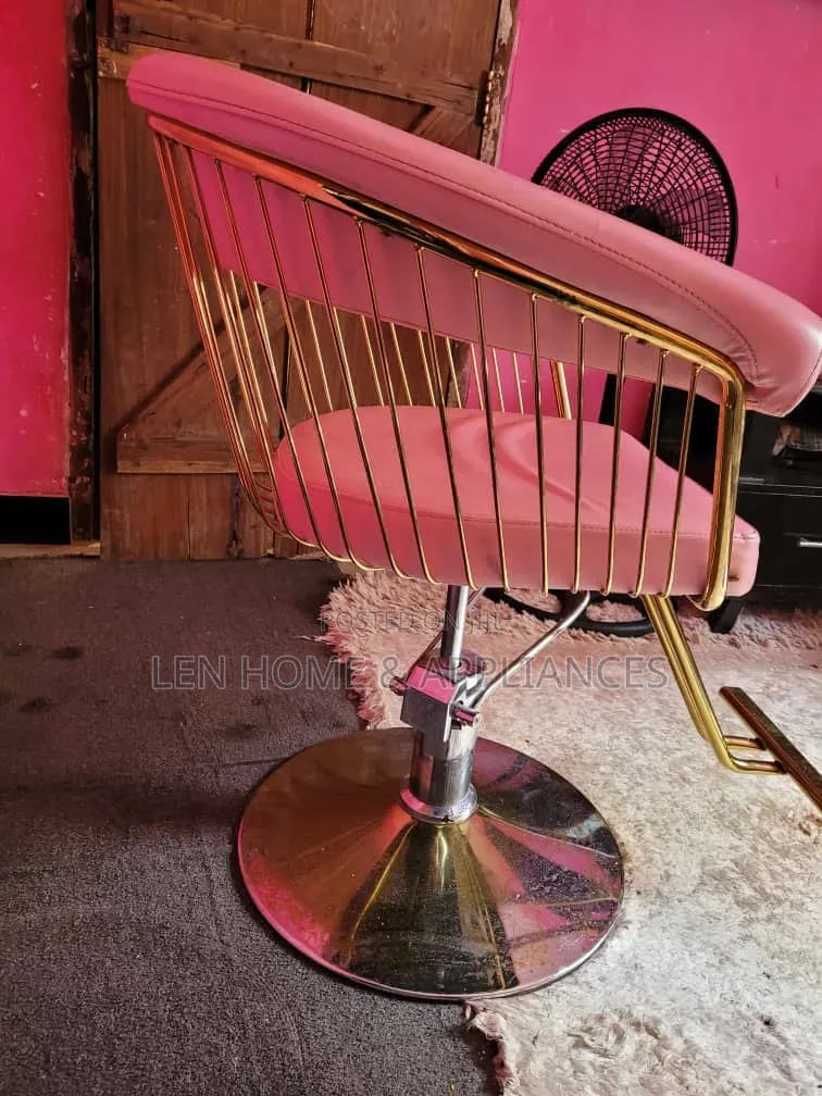 Kiti Cha Saloon Very Clean