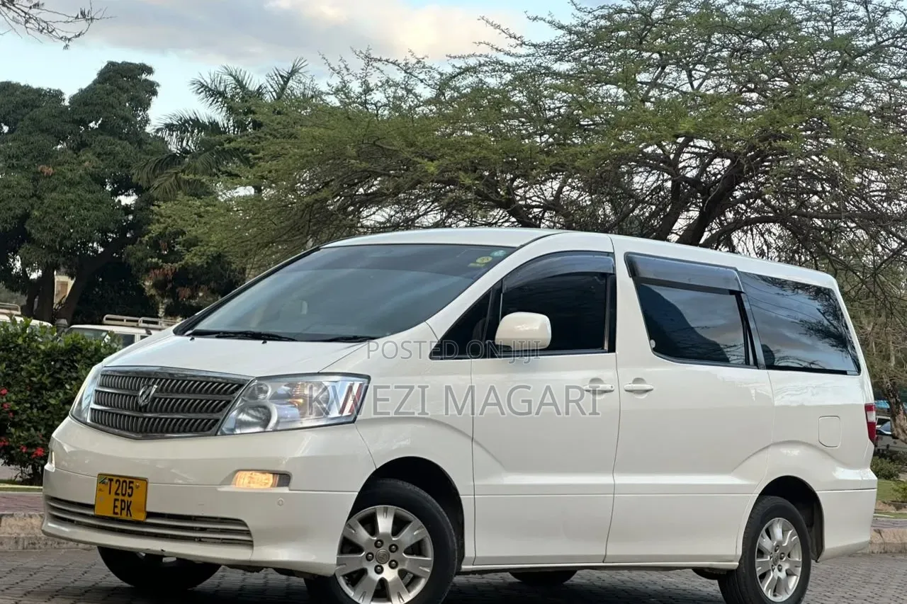 Toyota Alphard 2004 White