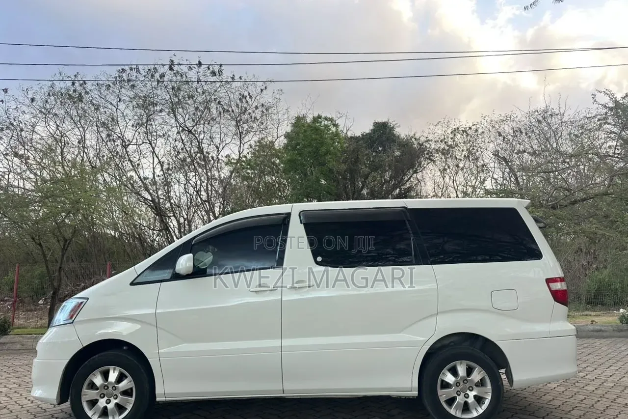 Toyota Alphard 2004 White