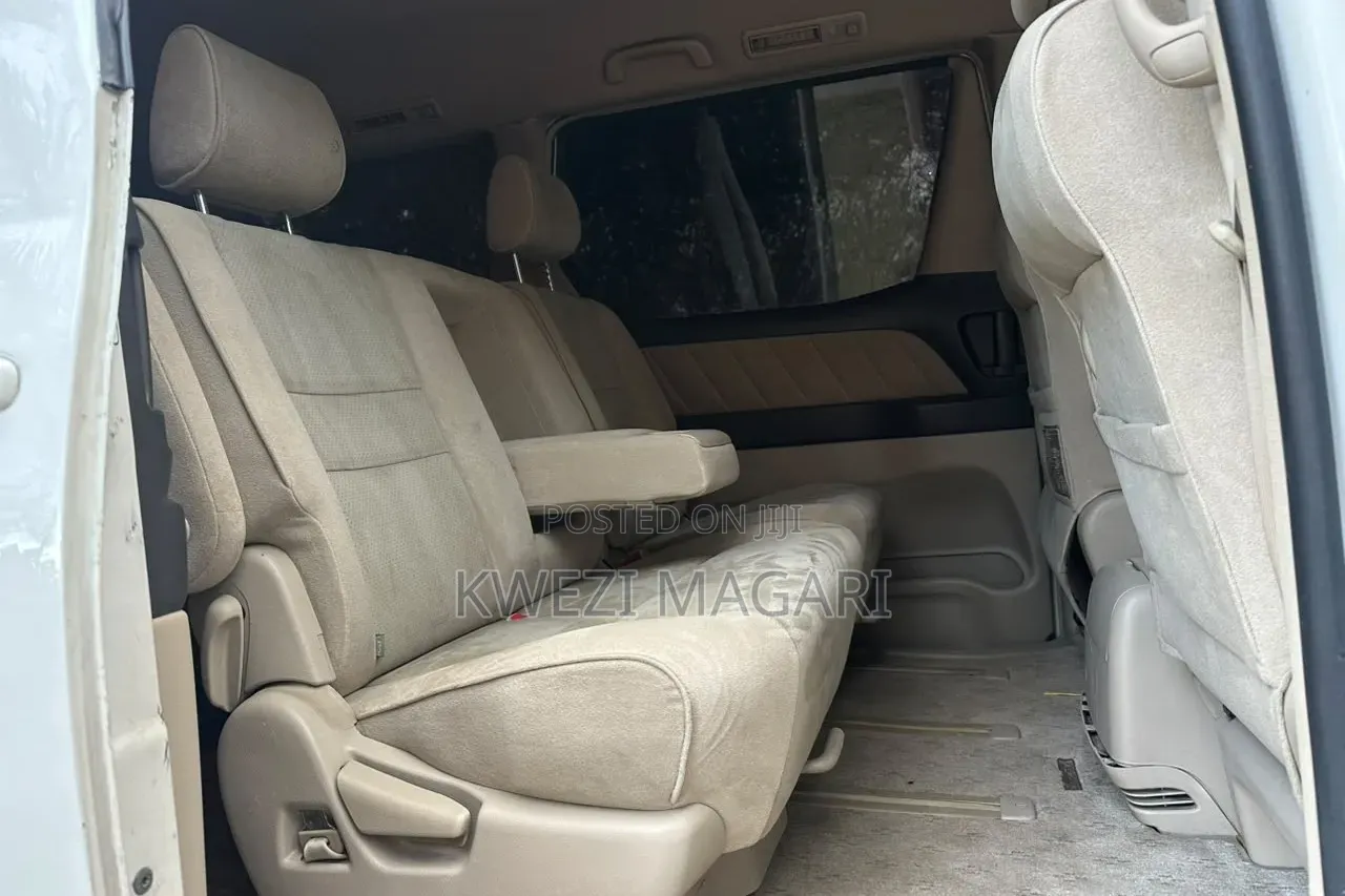 Toyota Alphard 2004 White