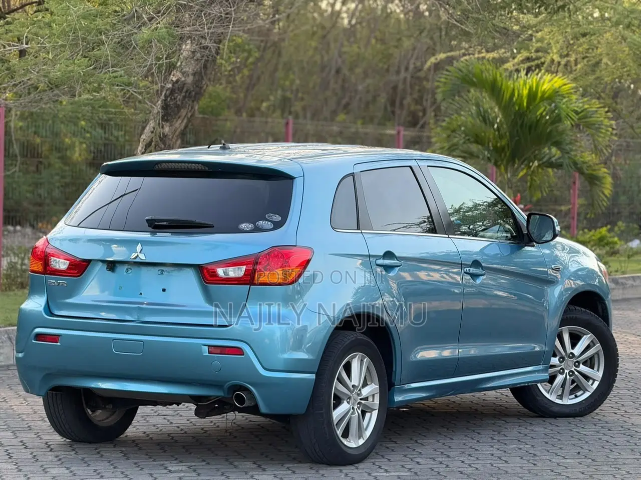 Mitsubishi RVR 2.0 2011 Blue