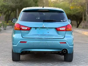 Mitsubishi RVR 2.0 2011 Blue