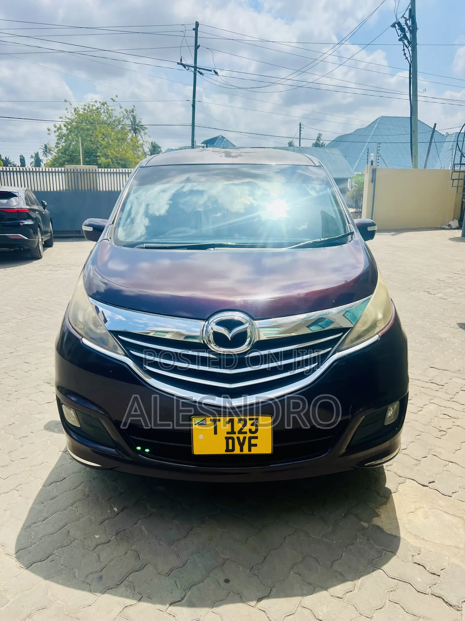 Mazda Familia 2012 Maroon