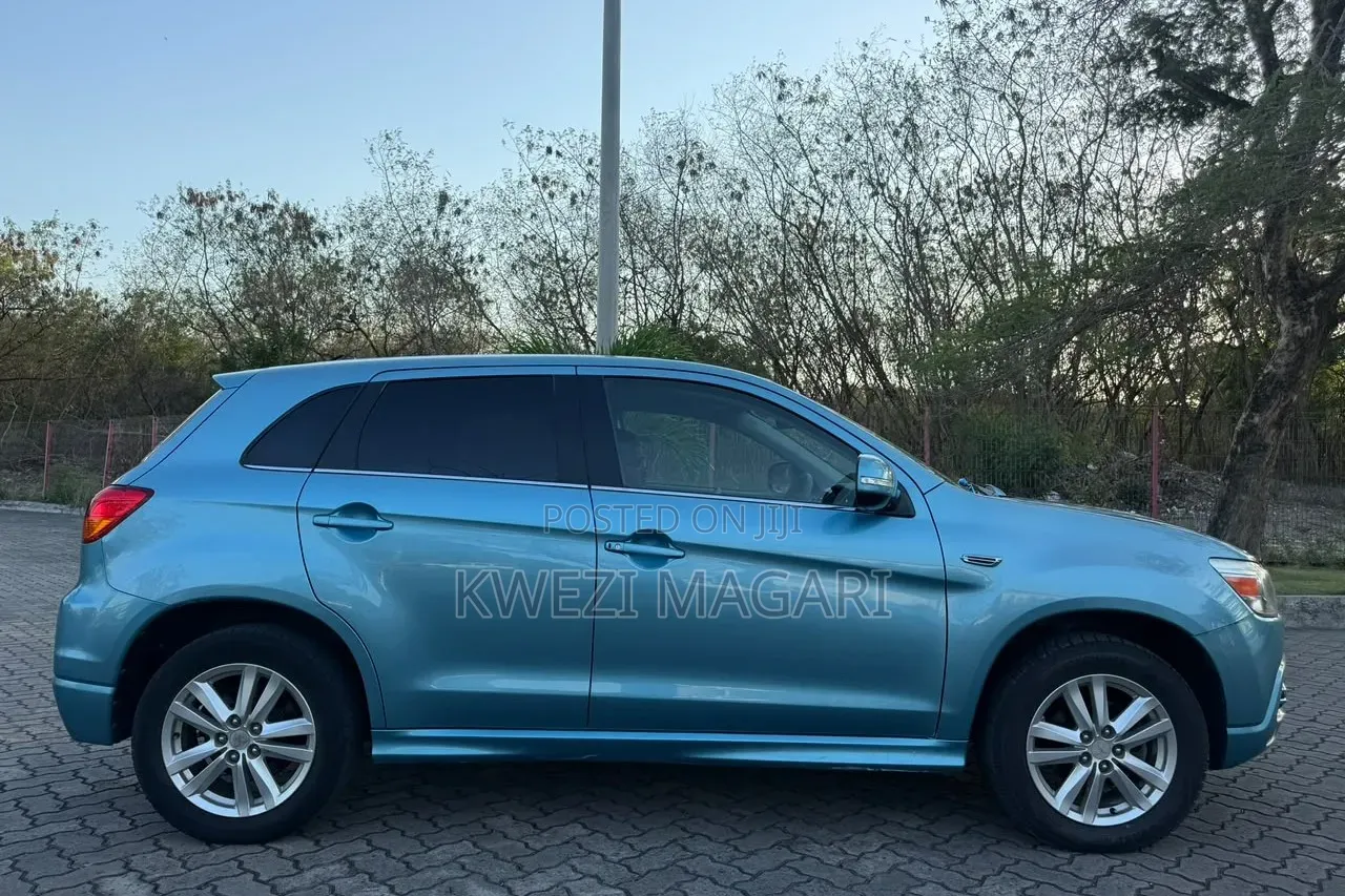 Mitsubishi RVR 2.0 2011 Blue