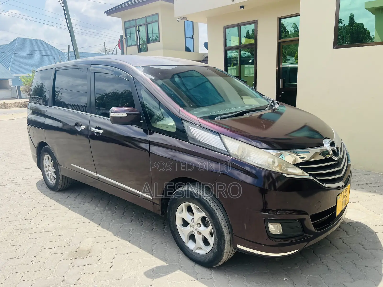 Mazda Familia 2012 Maroon