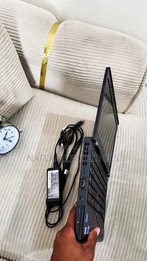 Laptop Lenovo ThinkPad X230 8GB Intel Core i5 HDD 256GB