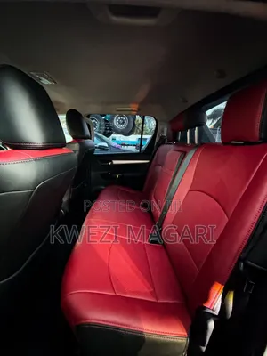 Toyota Hilux 2022 Black