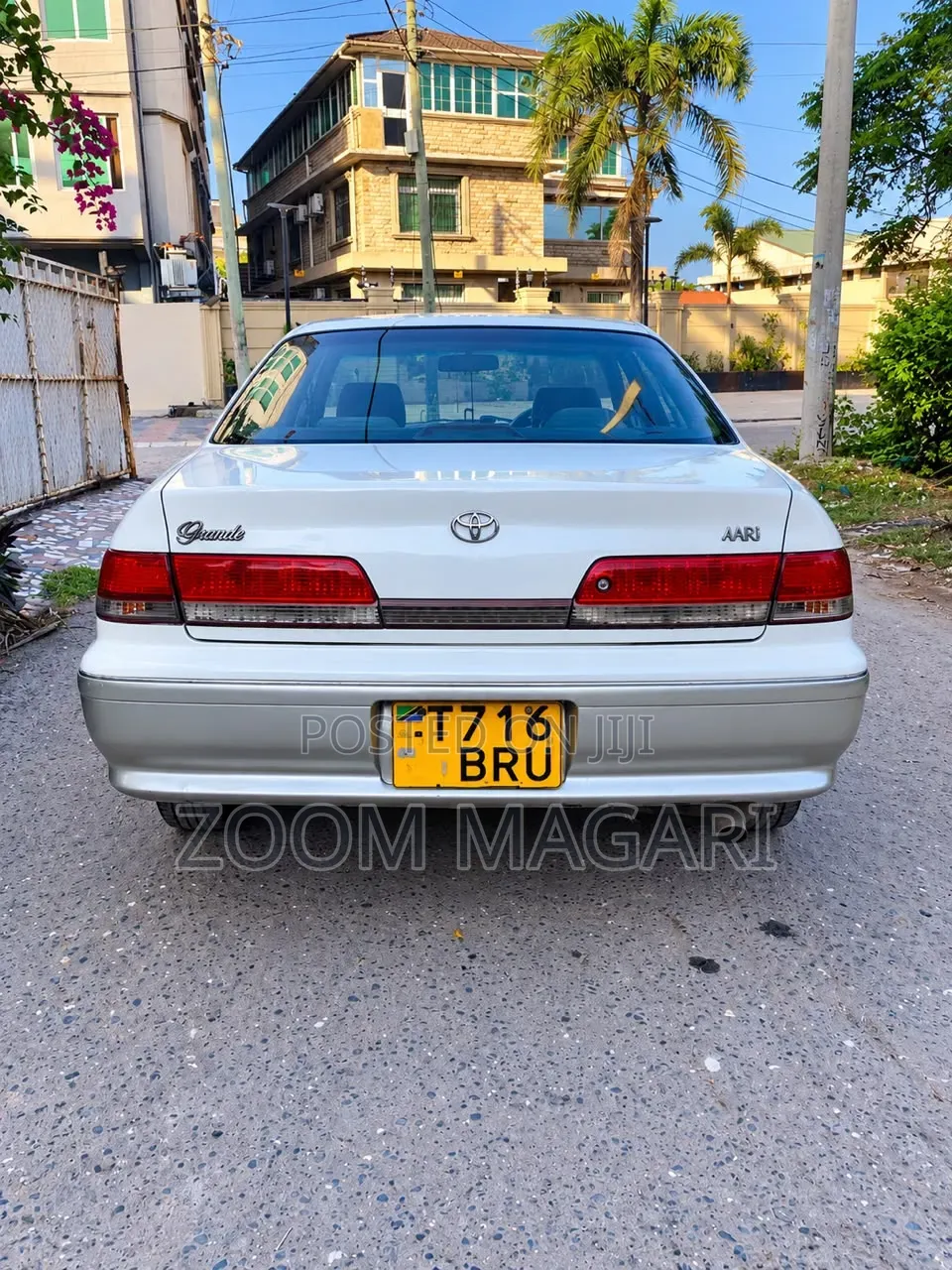 Toyota Mark II 1995 White