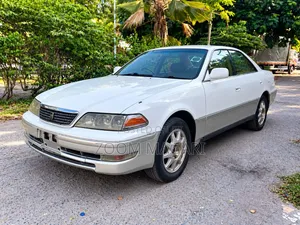 Toyota Mark II 1995 White