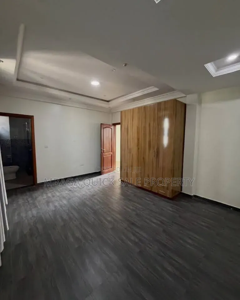 Furnished 5bdrm Villa in Oyster Bay for rent