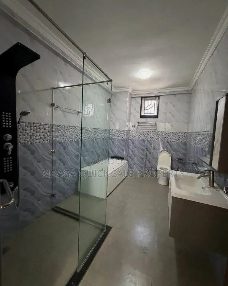 Furnished 5bdrm Villa in Oyster Bay for rent