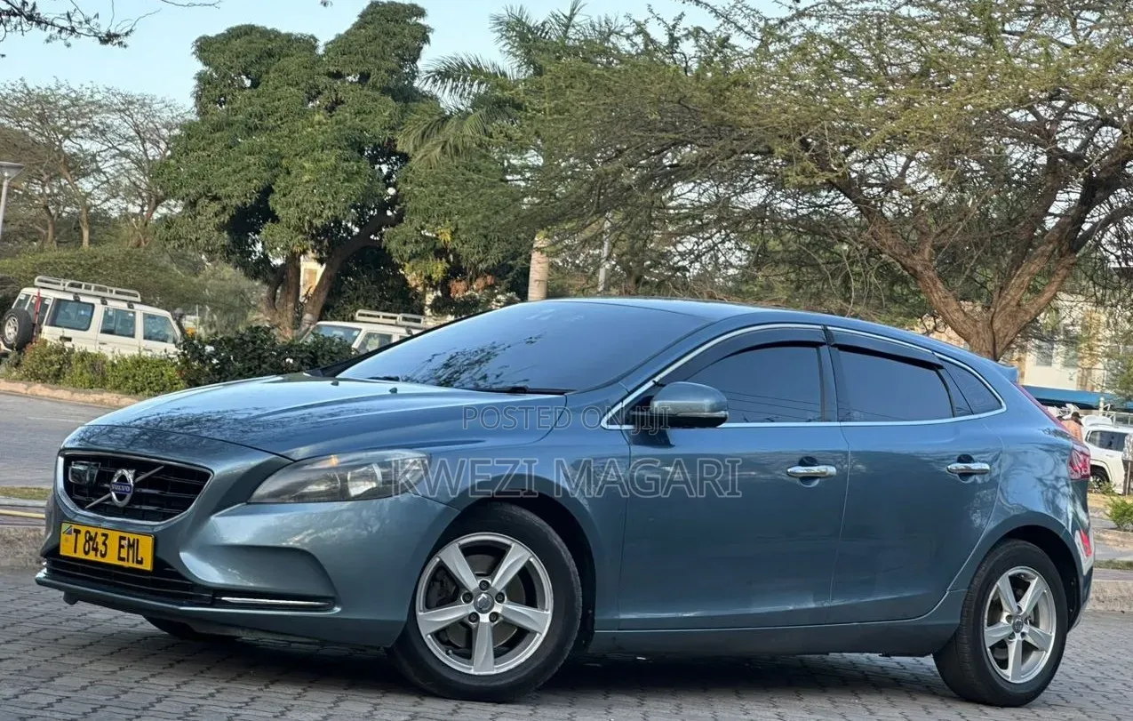 Volvo V40 2014 Blue
