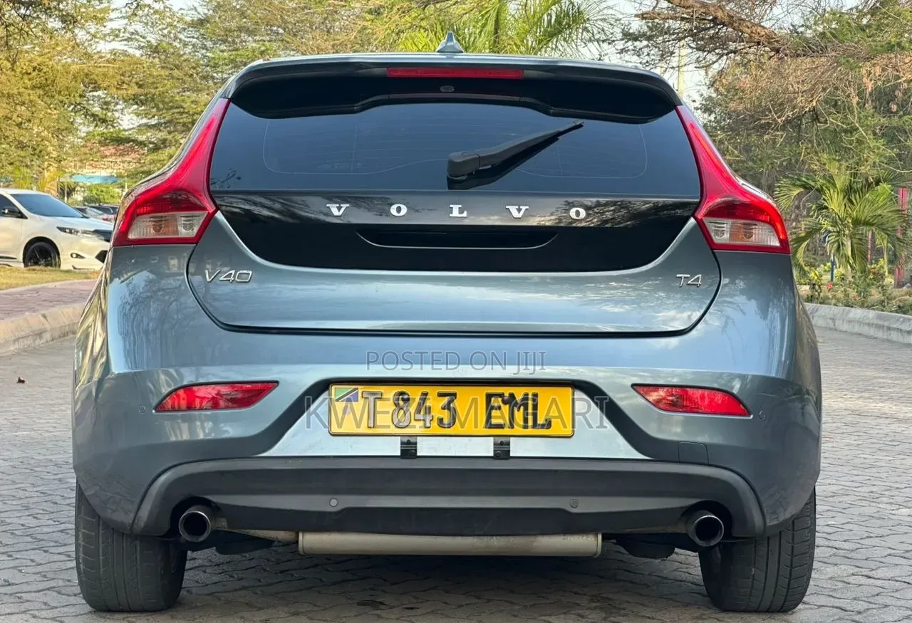 Volvo V40 2014 Blue