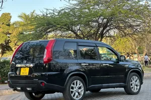Nissan X-Trail 2013 Black