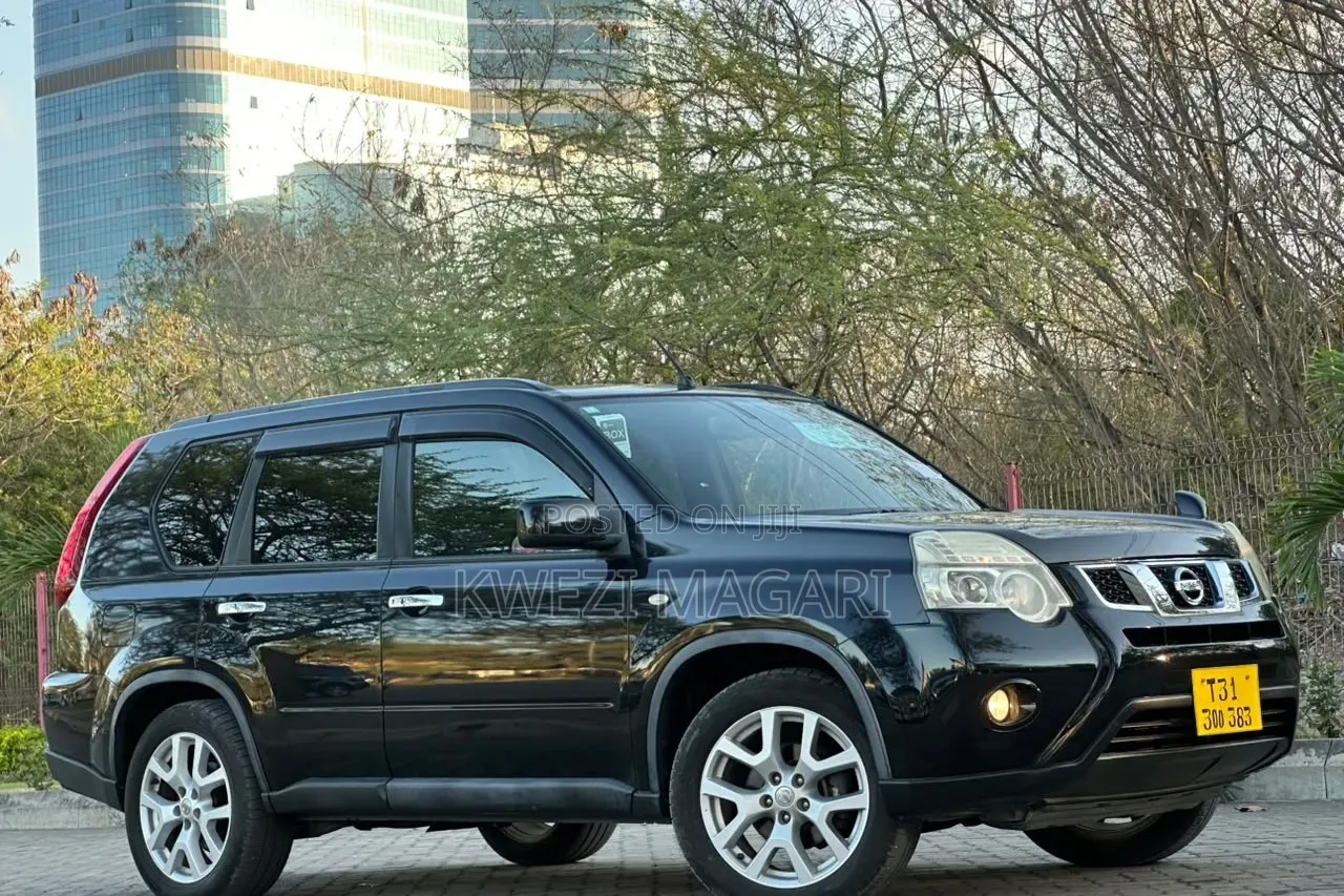Nissan X-Trail 2013 Black