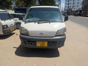 Toyota TownAce 2006 White