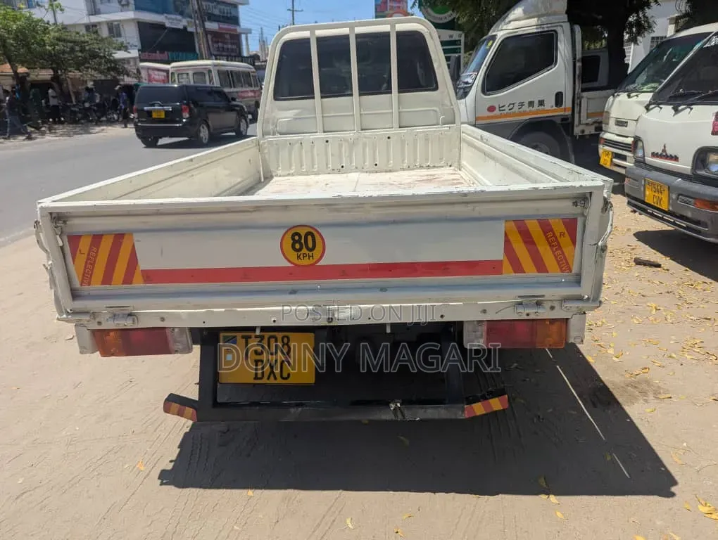 Toyota TownAce 2006 White