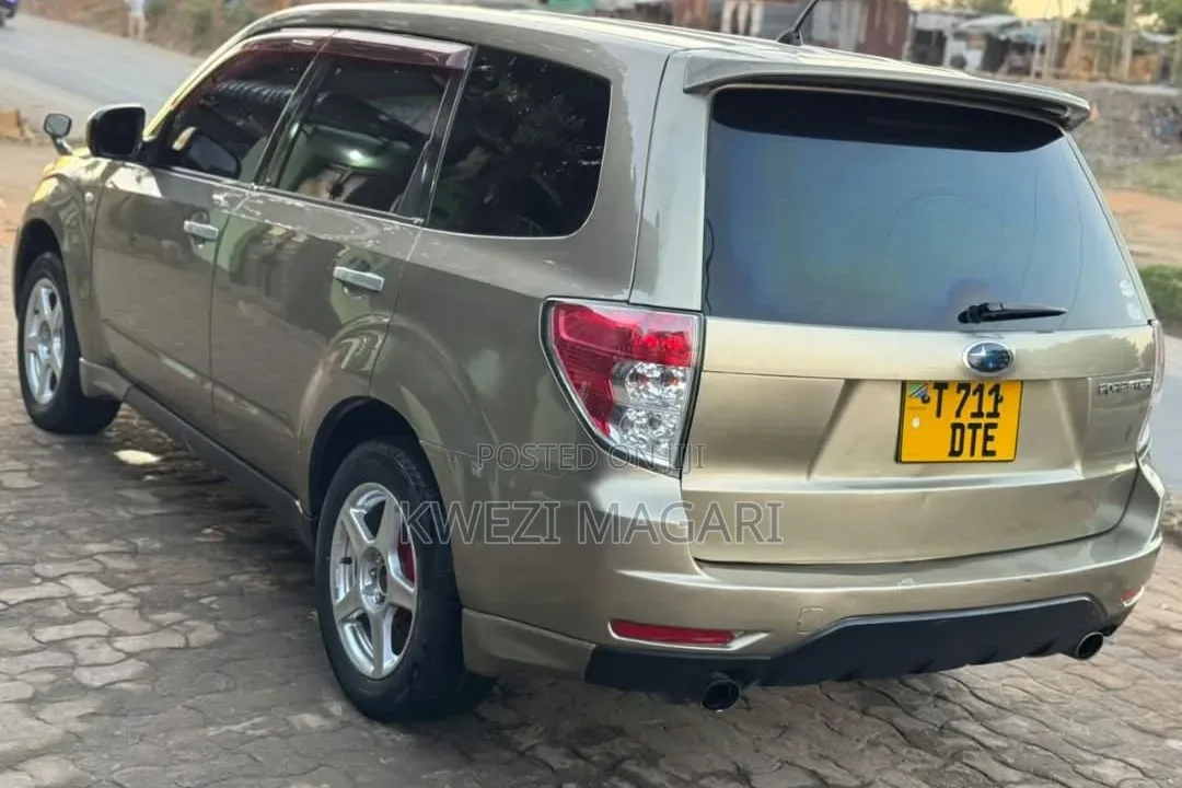 Subaru Forester 2008 Gold