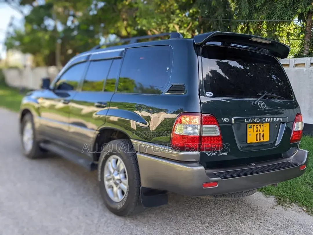 Toyota Land Cruiser 2018 Black